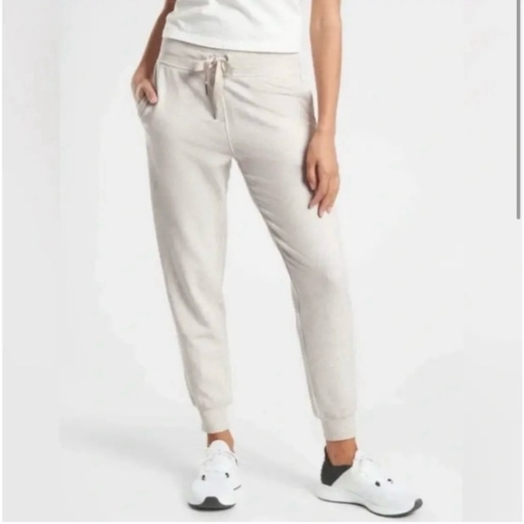 Athleta Balance Jogger Sweatpants in Ivory Active Workout Casual Women's Large - Picture 1 of 9